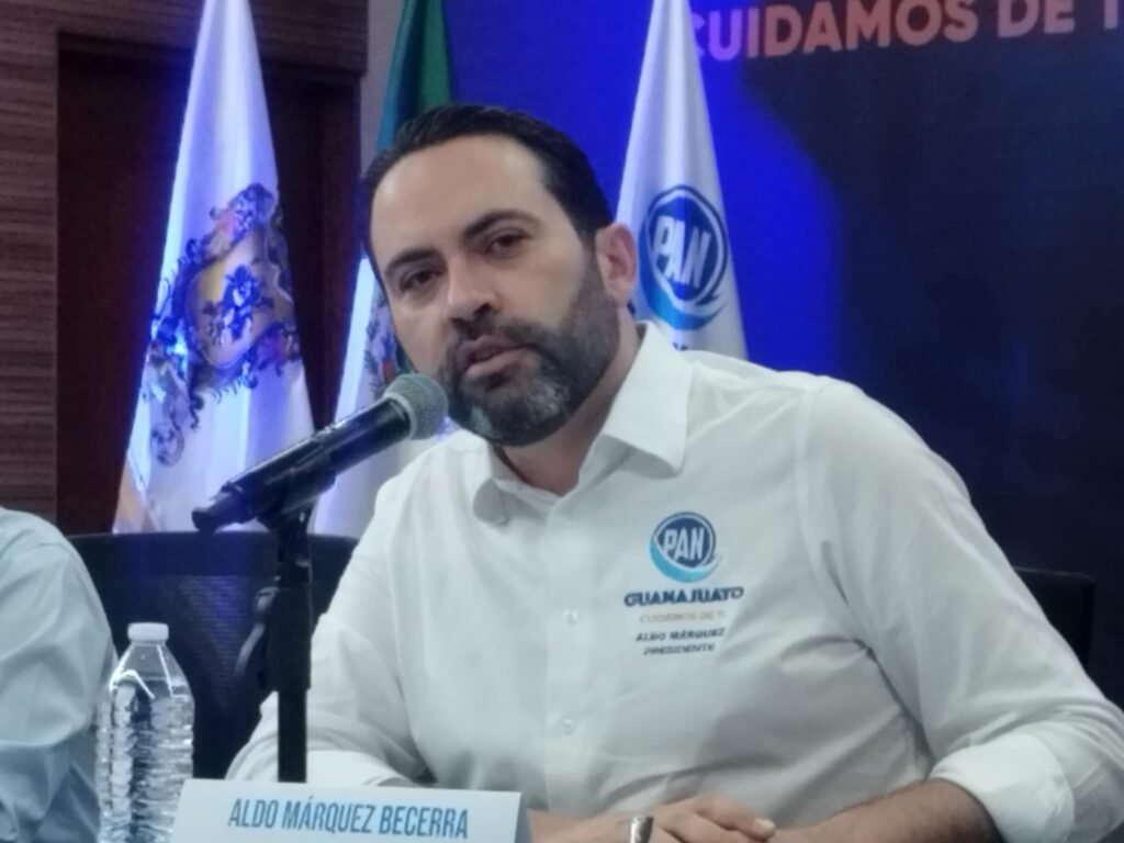 Abren 30 nuevas prepas vespertinas a un año del gobierno de Libia Dennise.