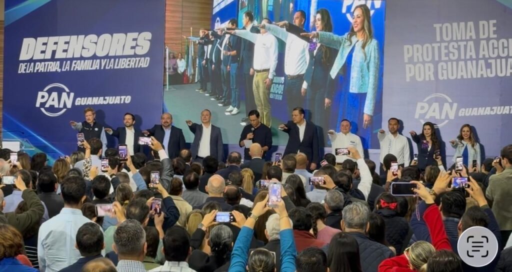 PAN Guanajuato activa su maquinaria política: toman protesta nueve defensores rumbo a la elección del 2027.